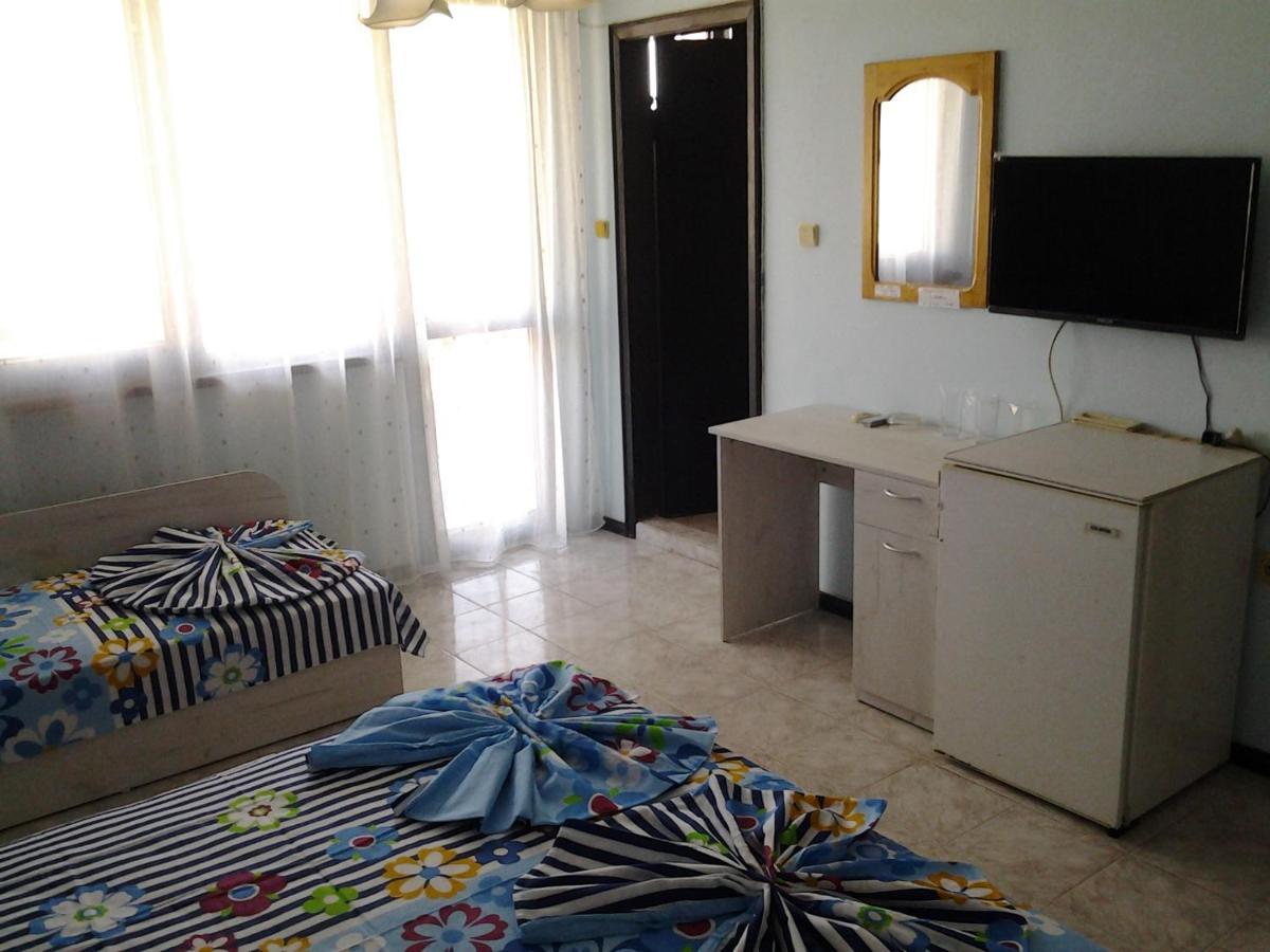 Guest House Zora โซโซโปล ภายนอก รูปภาพ