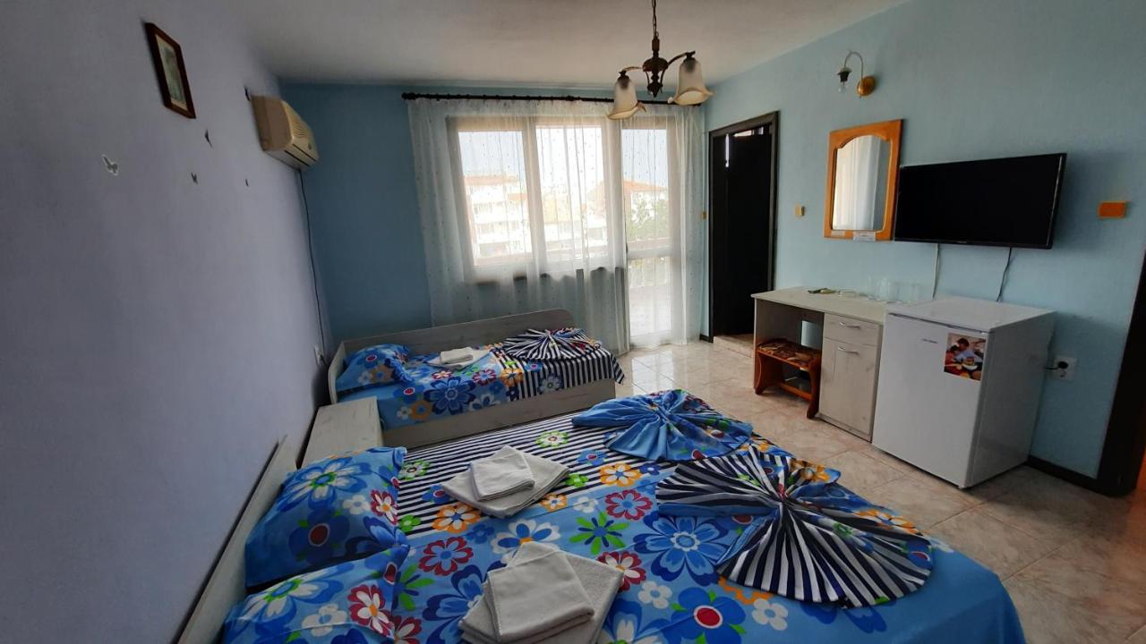 Guest House Zora โซโซโปล ภายนอก รูปภาพ