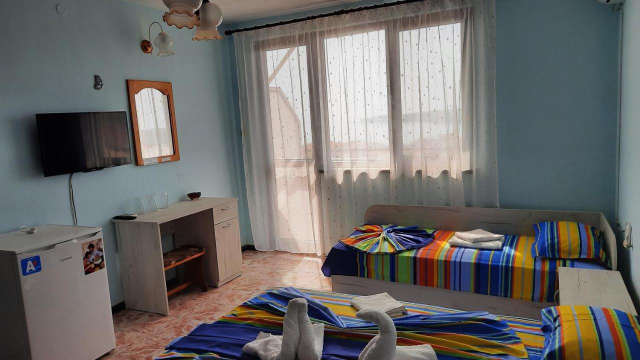 Guest House Zora โซโซโปล ภายนอก รูปภาพ