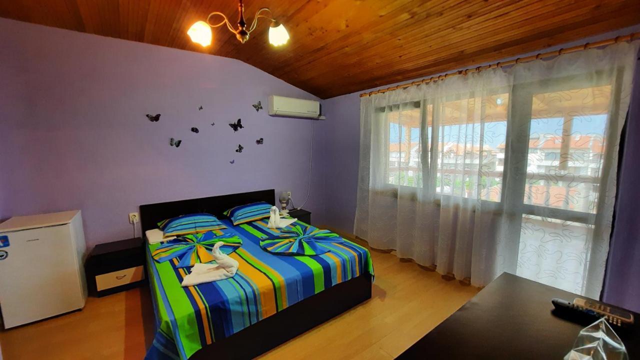 Guest House Zora โซโซโปล ภายนอก รูปภาพ