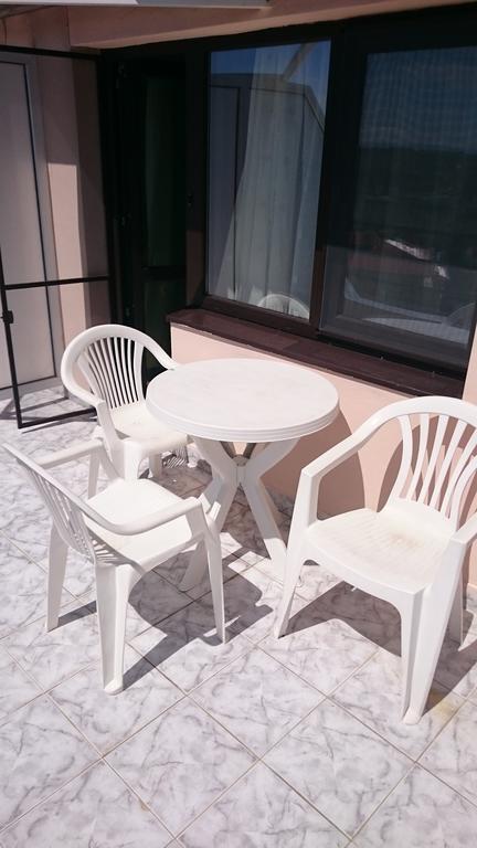 Guest House Zora โซโซโปล ภายนอก รูปภาพ