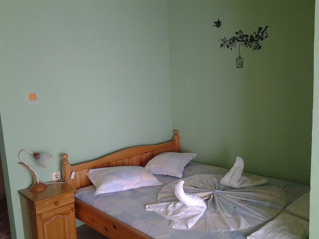 Guest House Zora โซโซโปล ภายนอก รูปภาพ